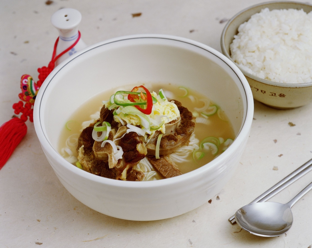 Galbi-tang: Beef Short Ribs Soup