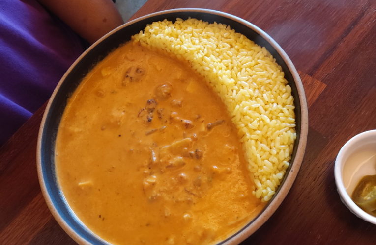 Crescent – A Curry Story