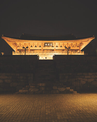 Pavilion Huigyeongnu: Bridging Past and Present 