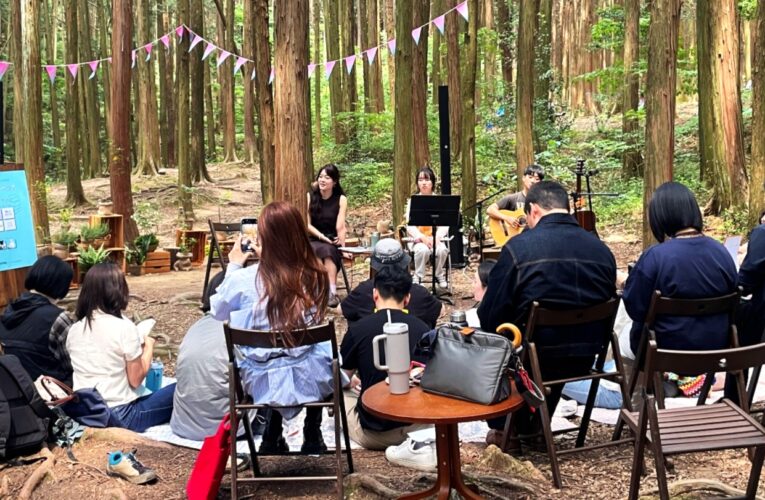 Heading to Nature for Rest: The Mt. Mudeung Literary-Cultural Festival