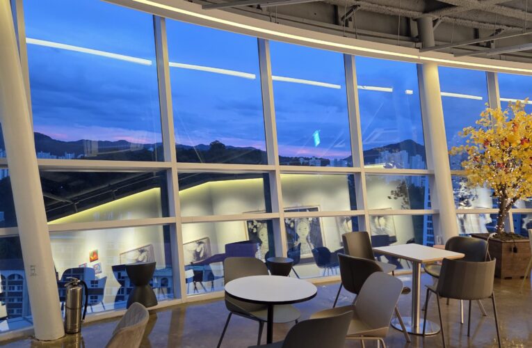 Sunset, Coffee, and City Lights: My Sajik Tower Escape