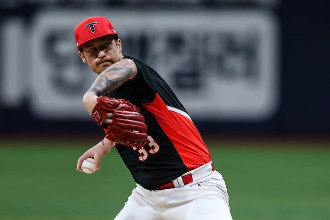 Sports Focus: Kia Tigers’ Foreign Players Face Uncertain Futures